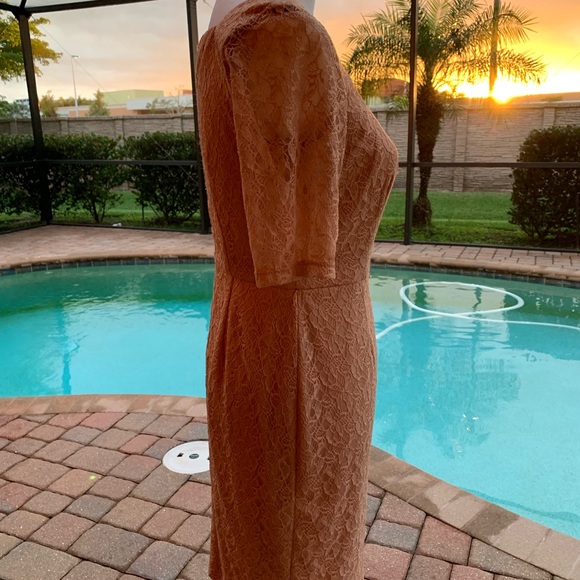 London Times Dress Gift w/purchase - Picture 4 of 8